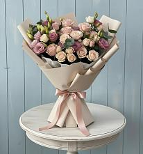 Букет цветов из:  Розы и Лизиантусы #REPLACE_PRED# Вилючинске