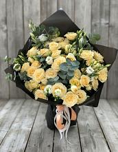 Букет цветов из:  Розы и Лизиантусы #REPLACE_PRED# Вилючинске