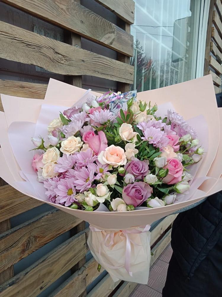 Букет цветов из: Розы и Хризантемы в Вилючинске