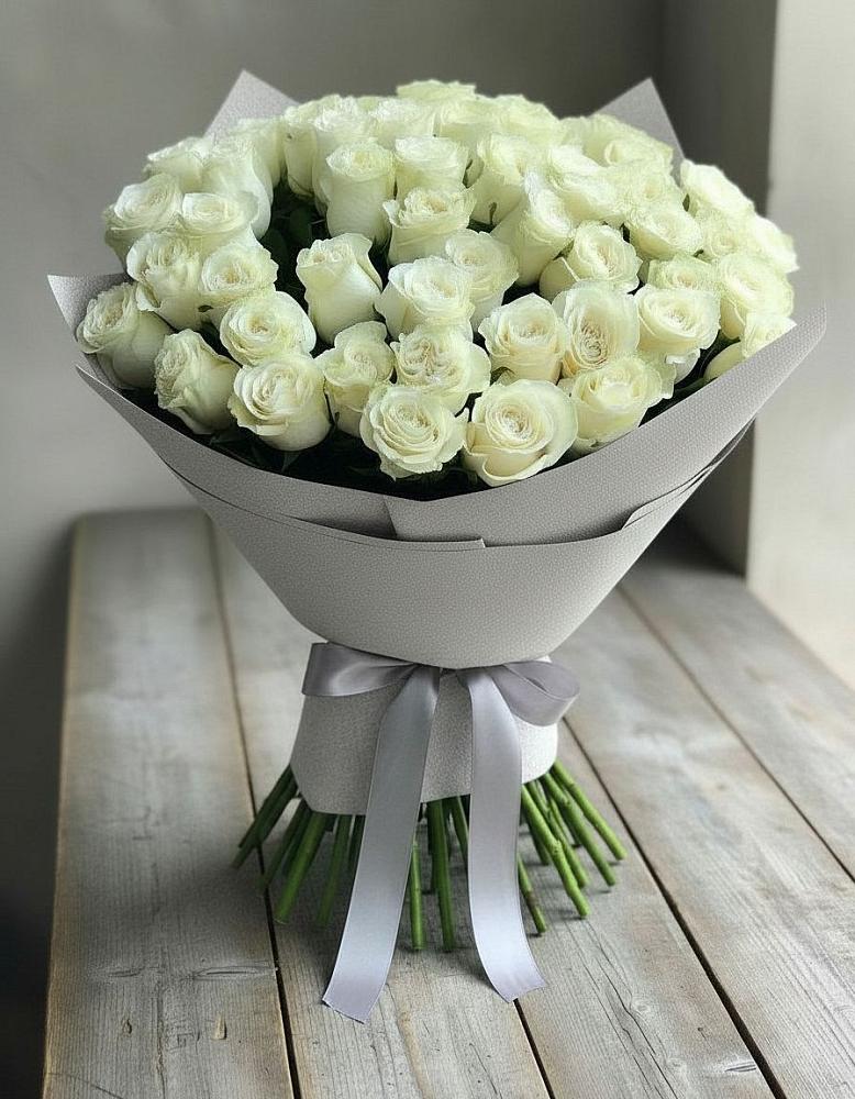 Букет 35 Белых роз в Вилючинске