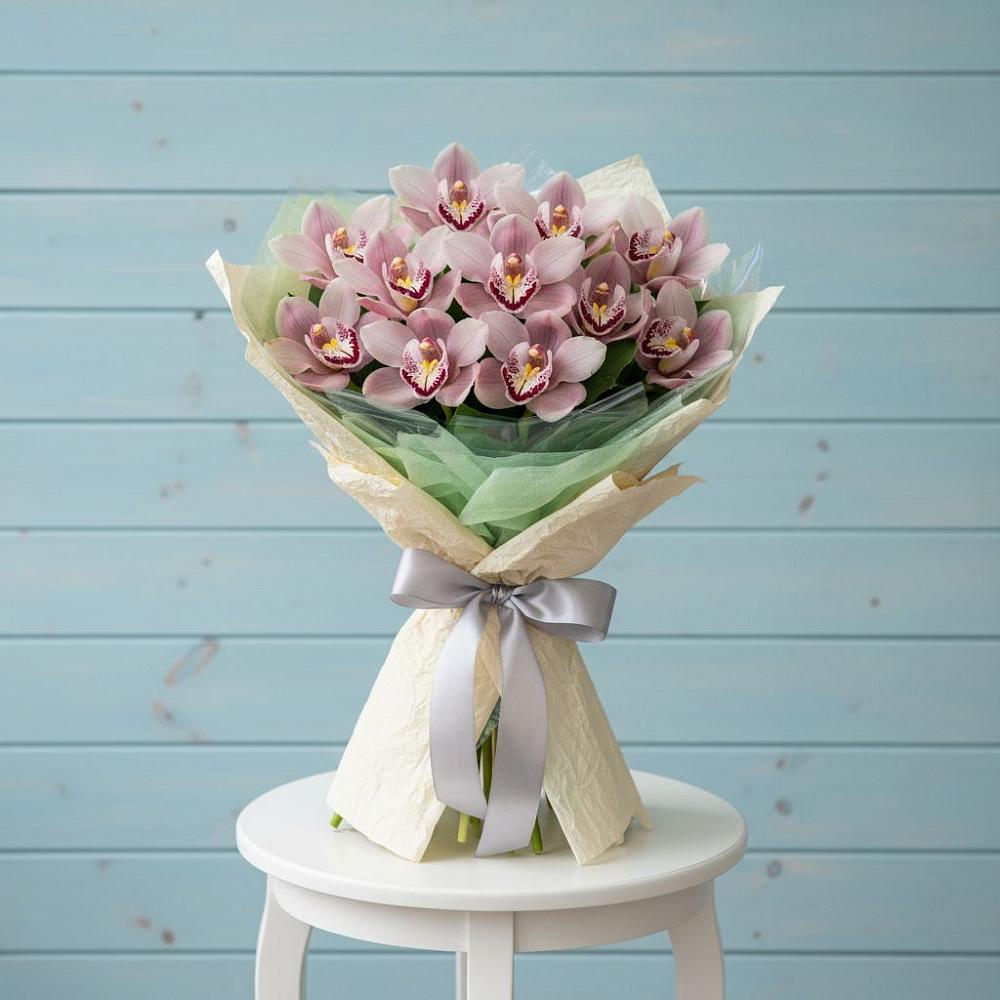 Букет цветов из: Орхидеи и Розы в Вилючинске