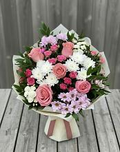Букет цветов из:  Альстромерии, Гвоздики, Розы и Хризантемы в Вилючинске