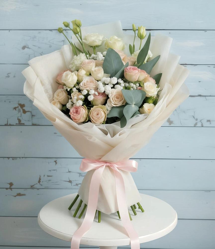 Букет цветов из: Розы и Лизиантусы в Вилючинске