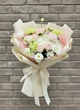 Букет цветов из:  Гвоздики, Розы, Лизиантусы и Хризантемы в Вилючинске
