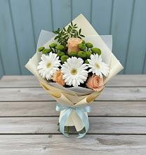 Букет цветов из:  Герберы, Розы и Хризантемы в Вилючинске