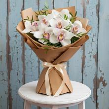 Букет цветов из:  Орхидеи и Розы в Вилючинске